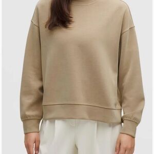 lululemon athletica Softstreme Perfectly Oversized Cropped Crew - Sheer Oak